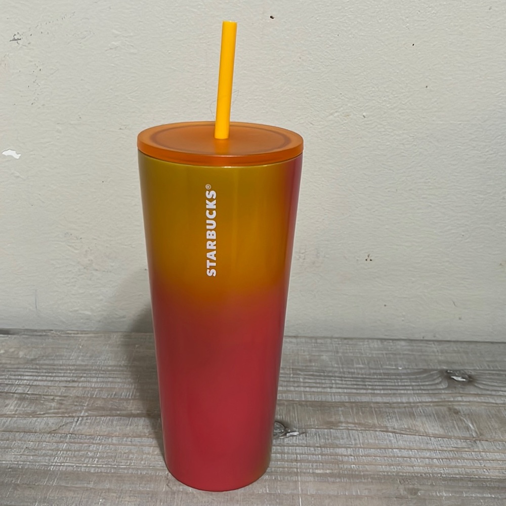 Starbucks 2022 venti cup